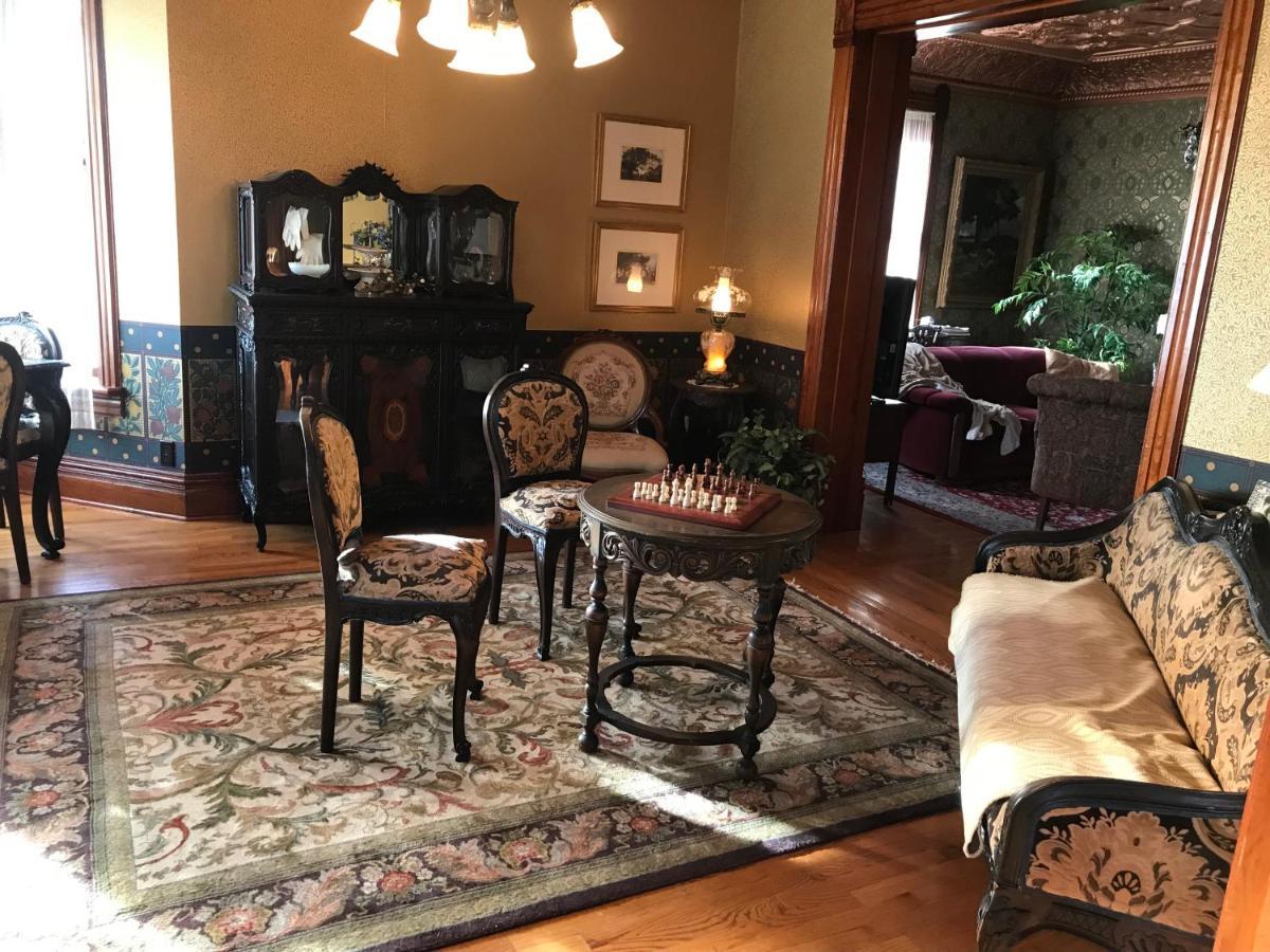 The Nauvoo Grand Bed & Breakfast 외부 사진